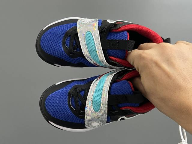 海外版NK第11代新款魔术贴儿童亲子运动鞋 SIZE：27-39码 经典第11代系列 新配色超赞 魔术贴设计，穿脱方便 原装橡胶耐磨防滑大底，脚感不言而喻