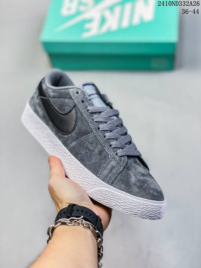 特级福利 真标带半码 耐克Nike Blazer MID77 JUMBO开拓者联名低帮休闲板鞋 尺码：36-44 编码：10ND332A26