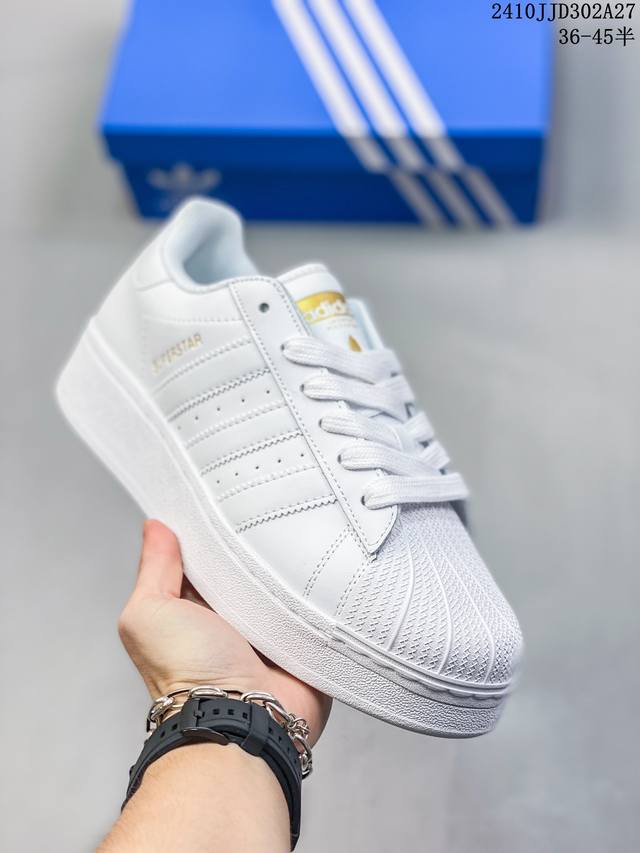 Adidas Originals SUPERSTAR W 厚底贝壳头 渠道正品订单 诠释市场最高工艺水平 贝壳头经典小白板鞋 专柜上架同步配色 全鞋进口头层皮料