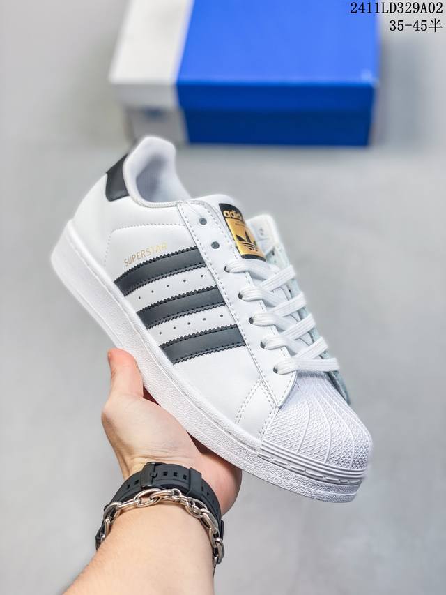 公司福利 Adidas Superstar 贝壳头 顶级充正版本 专供各大实体专卖店货源 原底档案 原楦头 原厂 进口皮质 经典百搭小白鞋 尺码：35 36 3