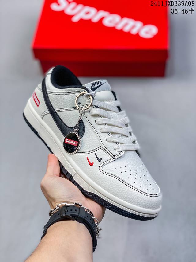 海外爆款限量发售！公司级 Nike SB Dunk Low“北面联名 猪八墨蓝勾” 周年高端定制 低帮休闲板鞋 定制鞋盒 大厂纯原品质出货 超高清洁度 皮料切割