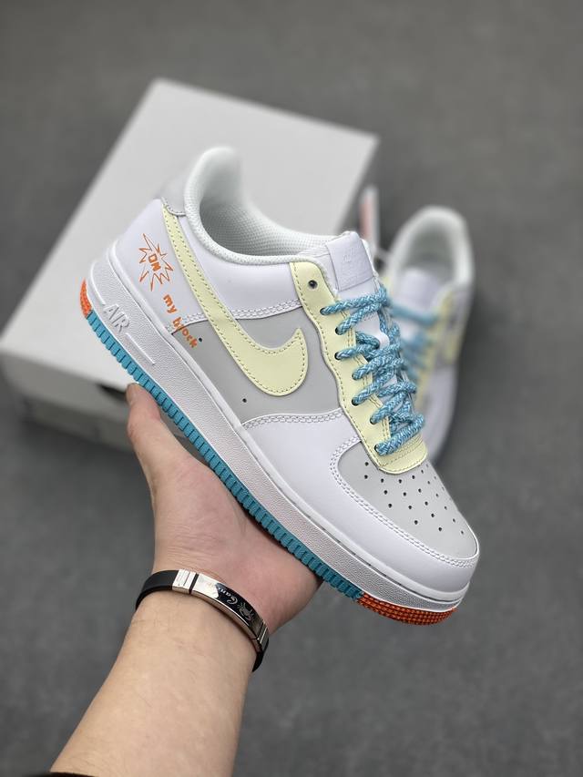 工厂套现 原本地 版本 独家实拍NK Air Force 1 空军一号板鞋 官方货号：DH2920 111 官方同步 原装级别 原楦头原纸板 打造纯正空军版型#