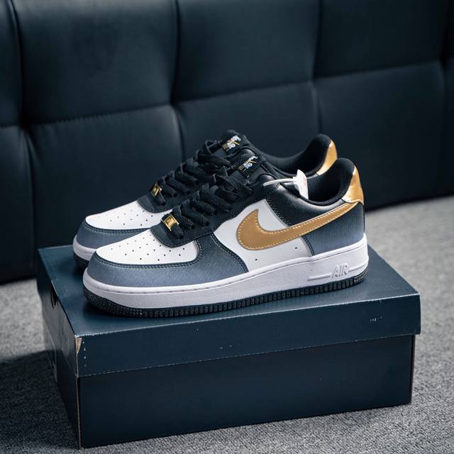 Air Force 1 原装级别 原楦头原纸板 打造纯正空军版型专注外贸渠道 全掌内置蜂窝气垫 原盒配件 原厂中底钢印、拉帮完美 货号：HJ9128 100 尺