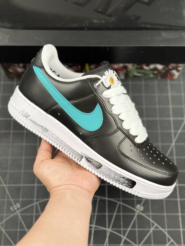 重磅 权志龙 x 耐克AF1 新联名3.0计划来了！携手G-Dragon权志龙个人品牌PEACEMINUSONE x Nike Air Force 1 07 L