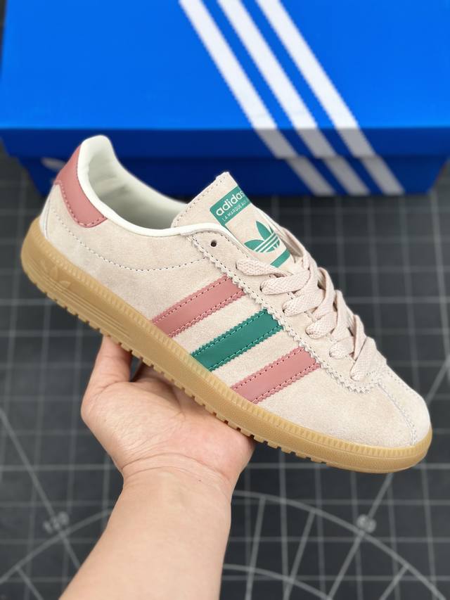 Adidas Originals Bermuda 马卡龙配色 绒面麂皮防滑耐磨轻便低帮板鞋 整双鞋以传统的低帮呈现的清新造型 鞋身以细腻的头层猪巴 包裹保证优秀