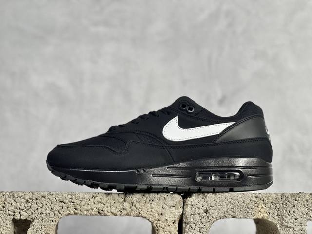 Nk Air Max 1 耐克半掌气垫复古跑步鞋 FZ0628-010 尺码：36 36.5 37.5 38 38.5 39 40 40.5 41 42 42.