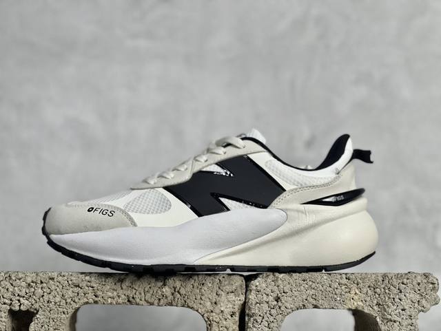 C版 NB新百伦New Balance U3447 低帮复古休闲运动慢跑鞋 采用猪巴革组合网织物鞋面材质 全新组合独立私模大底 官方货号: U3447LC 尺码