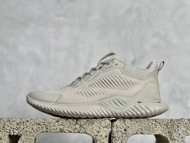 Adidas alphabounce beyond Q4 公司级阿尔法 夏季网面透气鞋面 正确高弹轻量MD发泡德国马牌橡胶大底 Bouncetm中底 专柜脚踏防