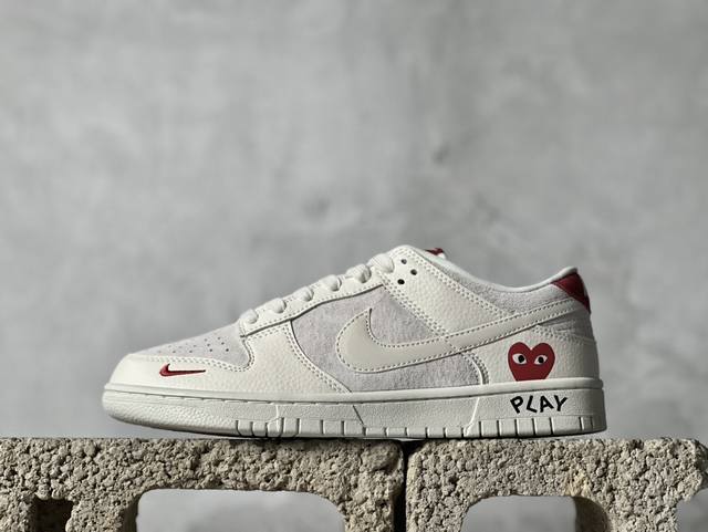 放店私 Nk SB Dunk Low 川久保玲联名-猪八米白勾 周年高端定制 低帮休闲板鞋 KK1333-004 #定制鞋盒 大厂纯原品质出货 超高清洁度 皮料