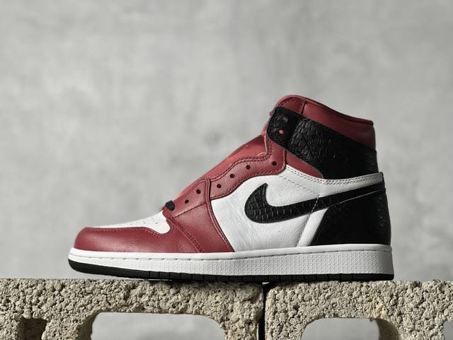 双十一冲刺 放店私 Air Jordan AJ1 Retro High 高帮 外贸特供批次 全套原纸板楦头开发 确保原汁原味 完美呈现一代版型 一比一鞋头弧度高
