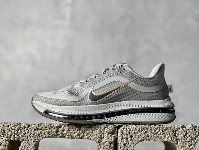 NIKE Pegasus Premium 气垫休闲跑鞋 尺码：36-45