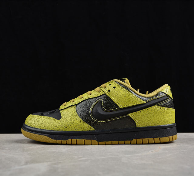 NK SB Dunk Low Halloween 万圣节 黑绿 低帮休闲板鞋 HV6103- 此款鞋采用近几年比较流行的版型设计，外观时尚大气，鞋底采用耐磨的材