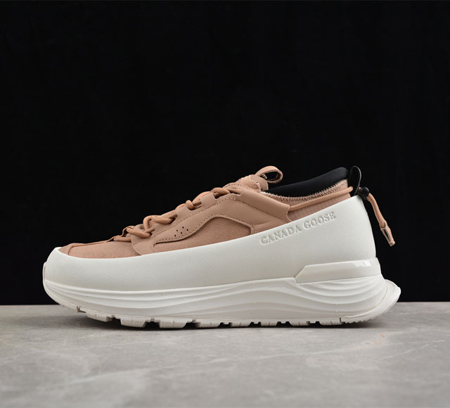 Canada Goose 加拿大鹅 Glacier Trail 低帮休闲鞋 老牌外贸大厂出品 尺码： 36-46
