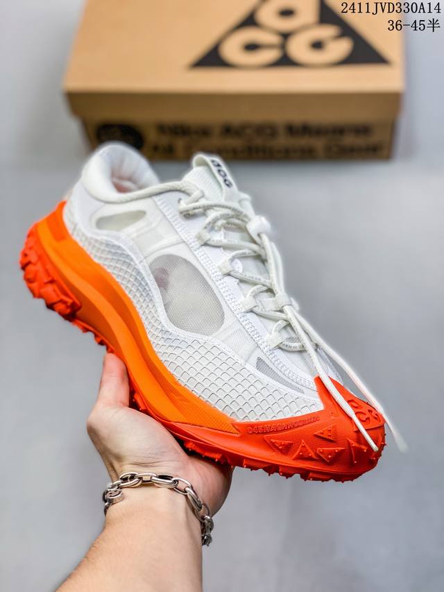 公司级acg Mountain Fly 2 Low 山脉2代系列 户外登山越野徒步跑鞋 沿袭前代高帮版型的设计传统 轻盈鞋面结合灵巧的脚踝包裹设计 为双足打造出