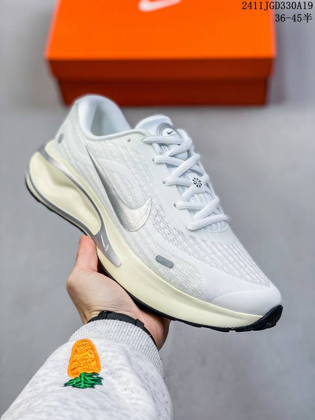 Nike Journey Run 轻量跑鞋 公司级nike Journey Run 网布減震防滑抗冲击 低帮 短跑跑步鞋男女款 货号：Fn0228- 货号：35