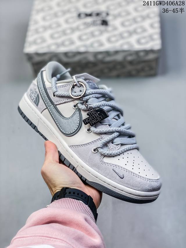 耐克nike Dunk Low 扣篮系列 解构抽绳复古低帮休闲运动滑板板鞋采用脚感柔软舒适zoomair气垫有效吸收滑板等极限运动在落地时带来的冲击力 为街头运