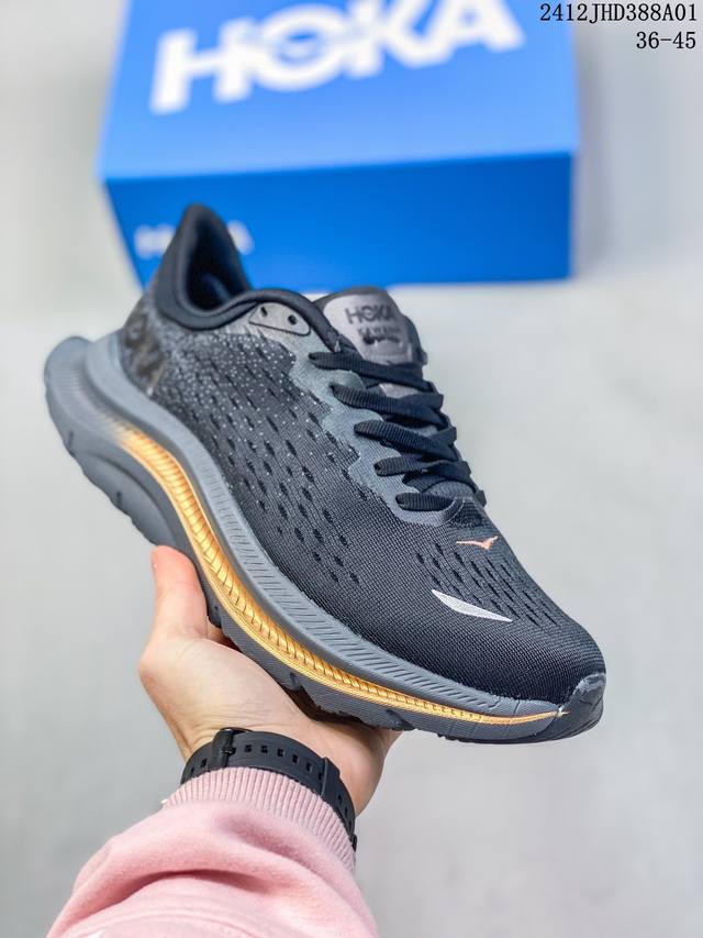 公司级小红书推荐hoka W Bondi 8全新配色 这个品牌来自于新西兰的毛利语，Hoka表示大地，One One表示飞越，连起来就是飞越地平线，One On