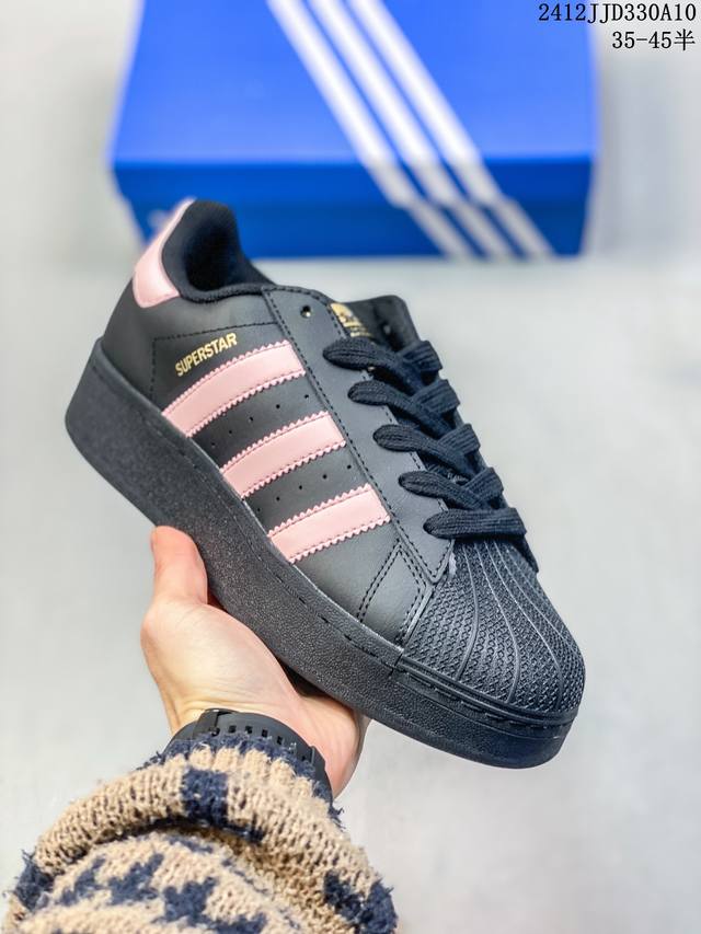 Ad Originals Superstar 经典复古贝壳头板鞋 Eg4959 诞生于1969年 是第一双将全皮面鞋 身与橡胶鞋头结合在一起的低帮篮球鞋 Sup