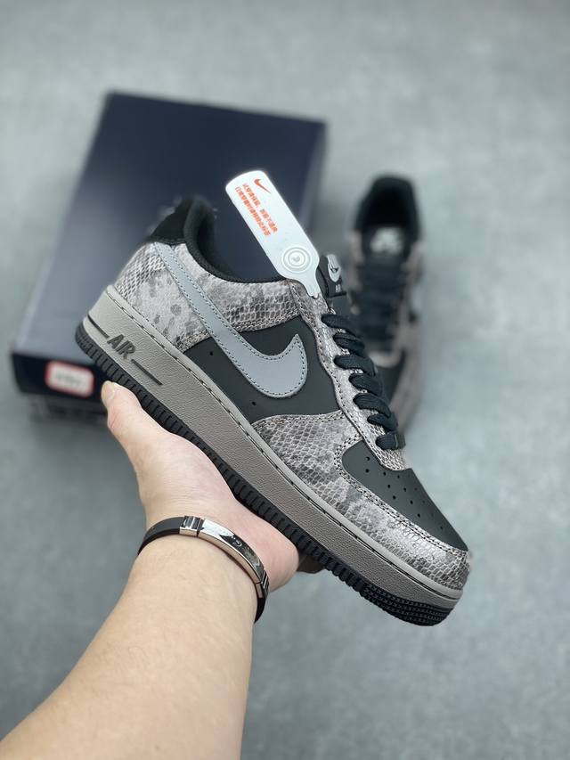 Nike Air Force 1 Low 空军一号低帮运动休闲板鞋 原楦头原纸板 打造纯正空军版型 专注外贸渠道 全掌内置蜂窝气垫 原盒配件 原厂中底钢印、拉帮