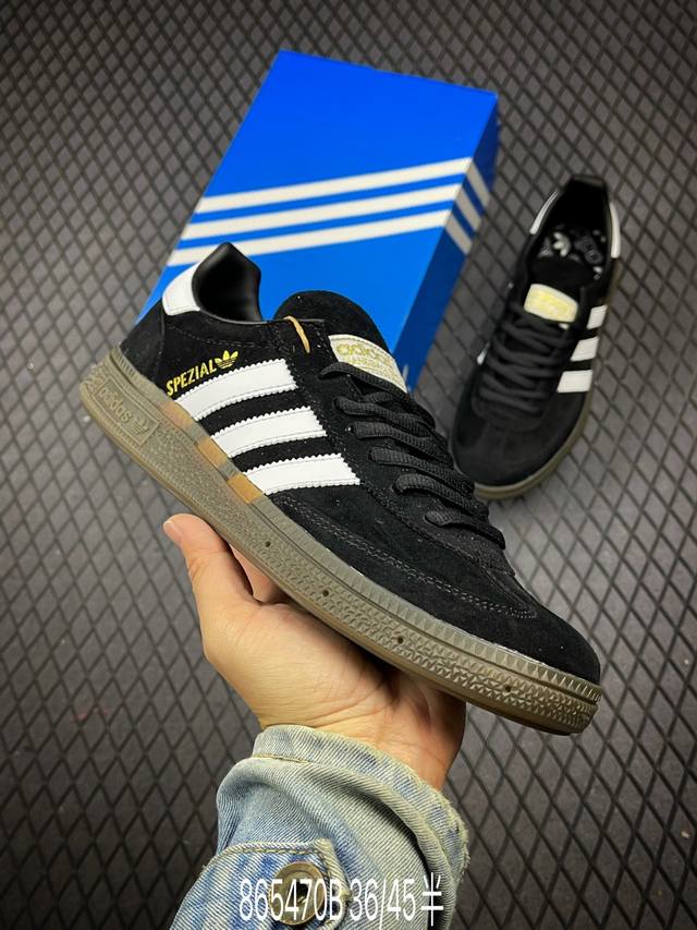 公司级adidas Handball Spezial 官方正确版本 阿迪达斯经典款 复古休闲板鞋 全鞋采用反毛皮制作 牛筋耐磨大底 承载青春情怀的板鞋 经典三条