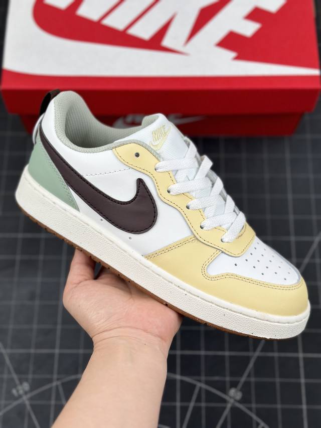 公司级耐克 W Nike Court Borough 低帮百搭透气休闲运动板鞋 经典耐用的设计 兼顾舒适脚感和出众风范 演绎匠心之作 结构性的支撑贴合感结合复古