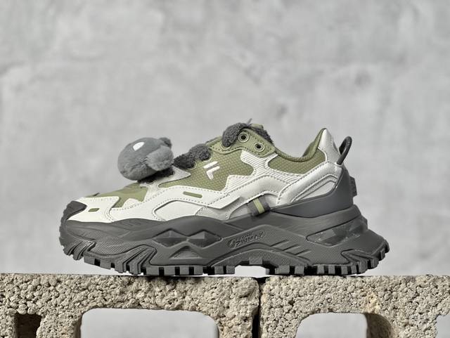 Fila Fusion 斐乐潮牌厚底硬糖休闲老爹鞋 T12W441005Fmw 尺码：35 36 36.5 37.5 38 38.5 39 40