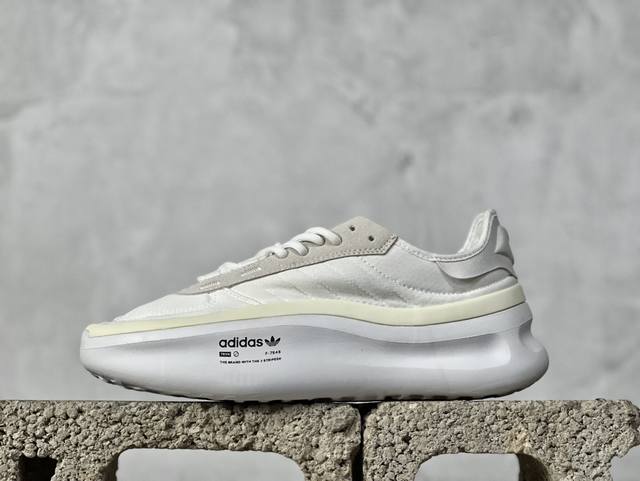 Adidas Originals Adifom Trxn 简约干净 缓震经典运动鞋 这款adidasadifomtrxn经典运动鞋 以摩登简约设计演绎时尚型格