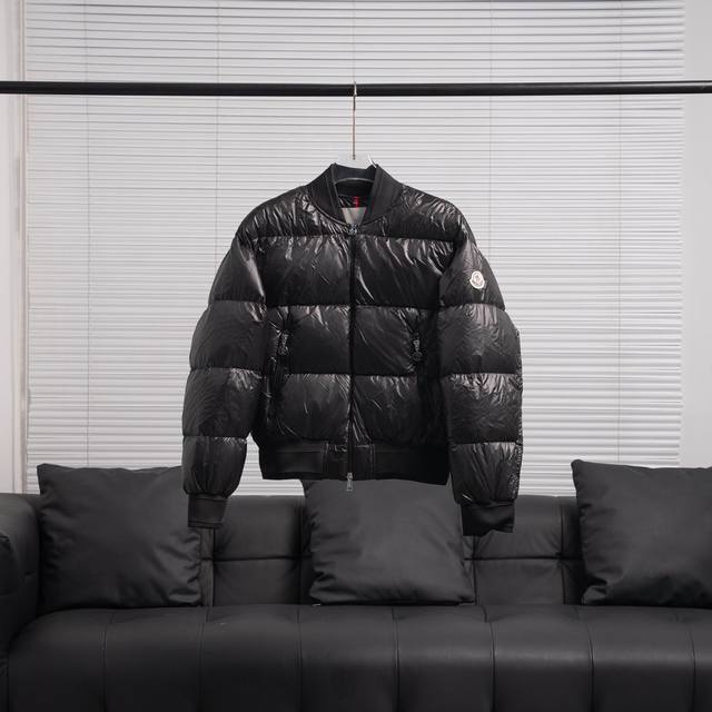 渠道优势 ！ 外贸保真版 蒙口 Moncler 女士merlat 绗缝软壳面料羽绒飞行员，蔡依林同款，超多代购，特别火爆的款式，超级推荐。早秋新品 Merlat