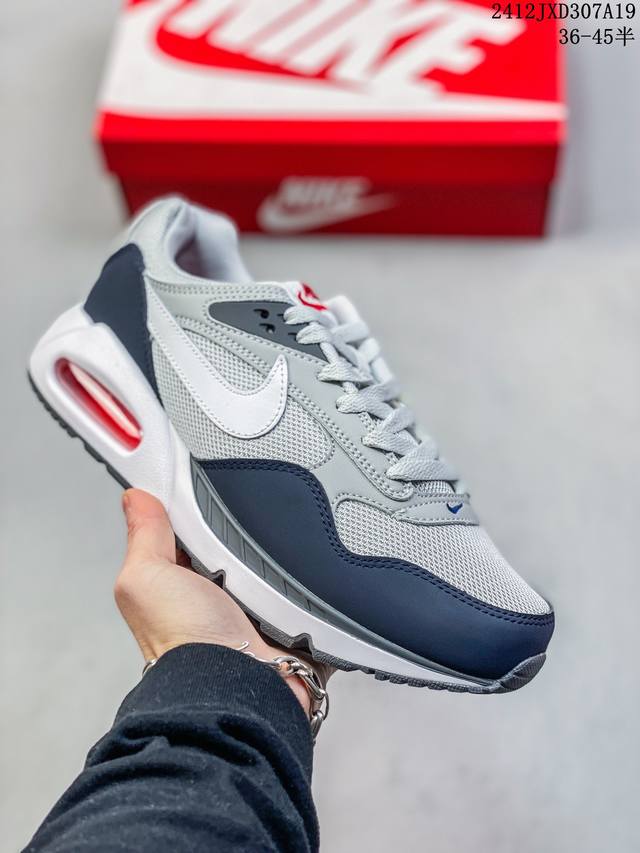 公司级耐克air Max Correlate 男女子气垫缓震耐磨运动鞋时尚潮流休闲透气跑步鞋 选用网眼鞋面，脚感舒适透气。鞋舌、鞋侧及后跟处饰有品牌标识，简约大
