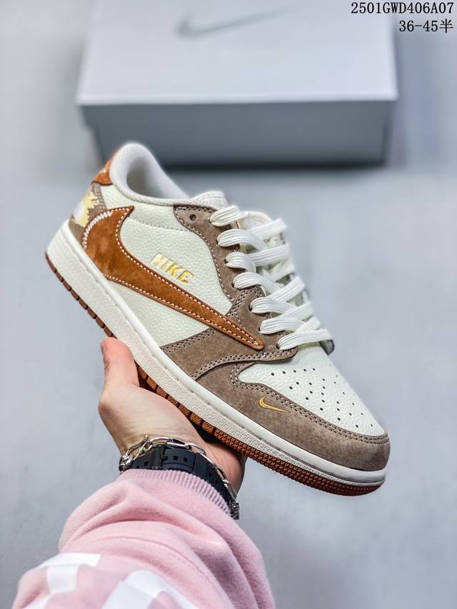 海外爆款限量发售！公司级 Travis Scott X Fragment Design X Jordan Air Jordan 1 Low Og Sp “北面联