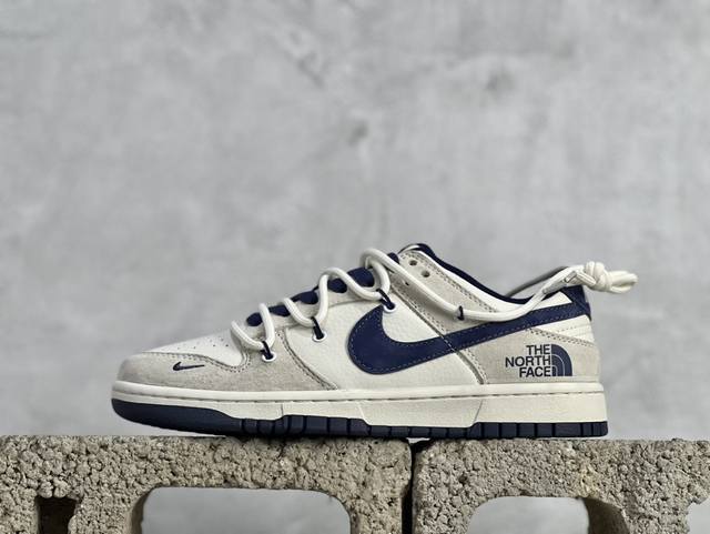 放店私nk Sb Dunk Low 北面系列-绑带猪八藏蓝勾 周年高端定制 低帮休闲板鞋 Dm6868-001 #定制鞋盒 大厂纯原品质出货 超高清洁度 皮料切