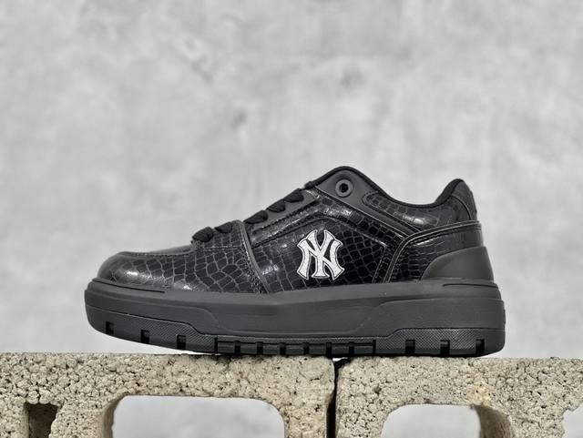 Ny Mlb Chunky Liner Wide Lux 纽约洋基队 增高厚底休闲鞋 3Asxcwl4N50Bks 尺码：35 36 36.5 37.5 38