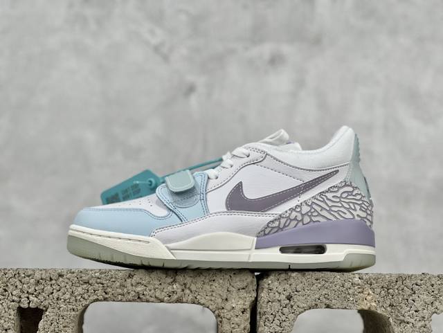 Pb版 Air Jordan Legacy 312 经典配色 有着交错结合的设计，它的名字就展现出它所包含的鞋款元素，312 分别对应了 Air Jordan