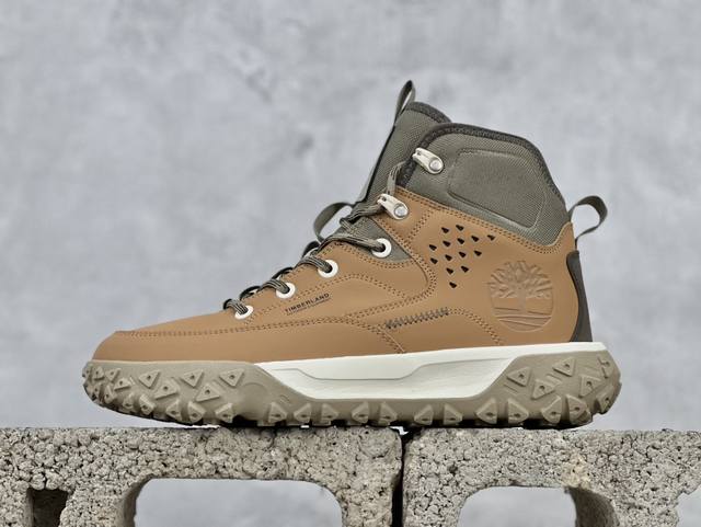Timberland添柏岚 天伯伦户外高帮休闲大黄靴系列 广东大厂品质 原盒原包装 24Ss新款 时尚潮流搭配 面料采用意大利顶级磨砂细纹牛皮 搭配防臭防腐真皮