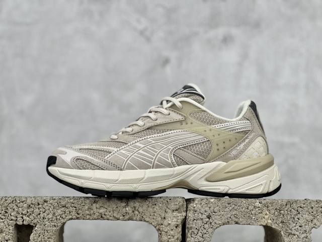 Puma Velophasis 舒适潮流防滑低帮老爹鞋 全球知名运动品牌彪马推出全新鞋款velophasis，以千禧年代的无尽创意演绎puma复合型运动鞋款，引