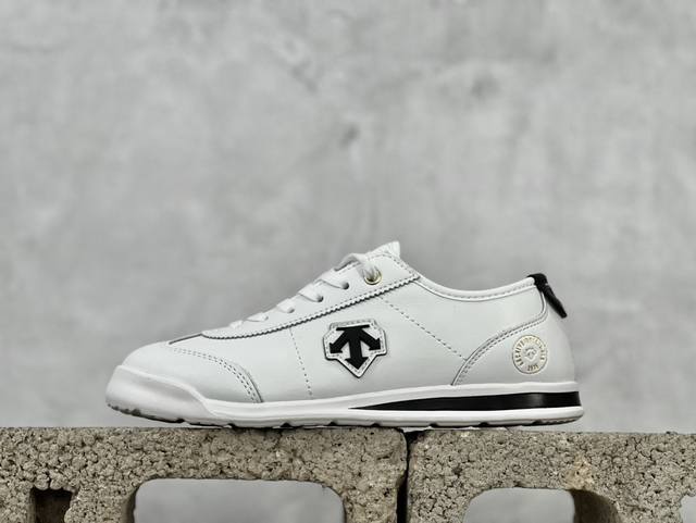 Descente 迪桑特descente Sport Style系列 Chron Racer复古风 运动休闲鞋 Sp323Lsn85 尺码：36 36.5 37