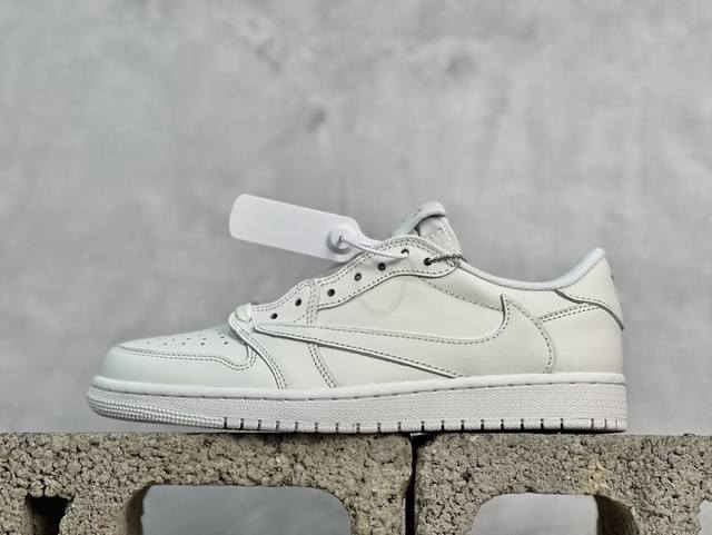 Travis Scott X Air Jordan Low Og Sp Aj1 乔1 Ts联名倒钩低帮 亲友限定 纯白 Td1228-111 尺码：36 36.