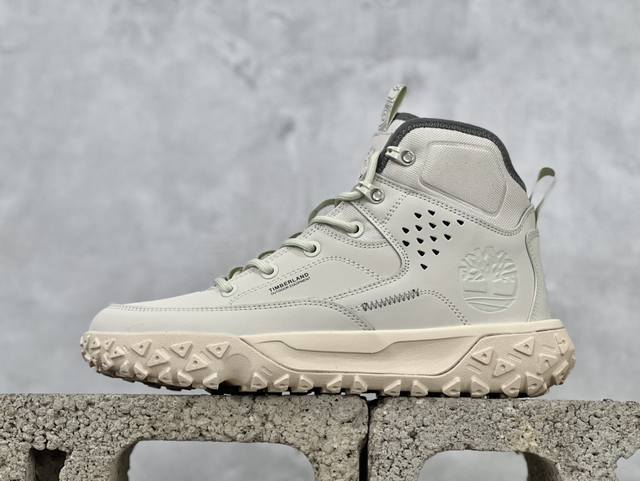 Timberland 添柏岚 天伯伦户外运动休闲靴 Tb0A62Em 尺码：40 41 42 43 44 45 46