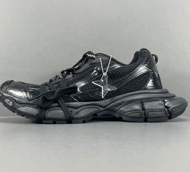 渠道优势 价格下调 品质不变 ！ X版：巴黎世家 Balenciaga 黑色 巴黎世家3Xl 网 布 系带 做旧 低帮户外概念鞋，货号：734734 W3Xl1