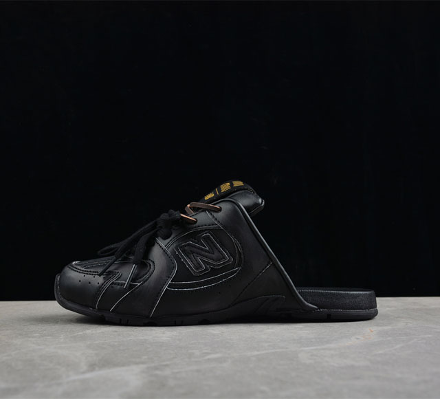 Miumiu X New Balance 530系列 意大利奢侈品牌 缪缪联名款低帮经典复古休闲运动慢跑鞋 #鞋款采用解构和轻盈的设计，彷旧的布料包覆着 New
