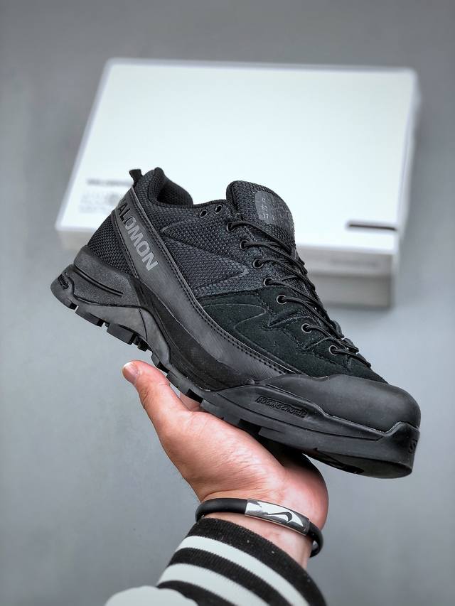 Salomon Mm6 萨洛蒙联名马吉拉 X-Alp系列 情侣款 户外 休闲 运动鞋 原版购入开发 做货 这款由Mm6全新演绎的X-Aip专注于其空气动力学的外