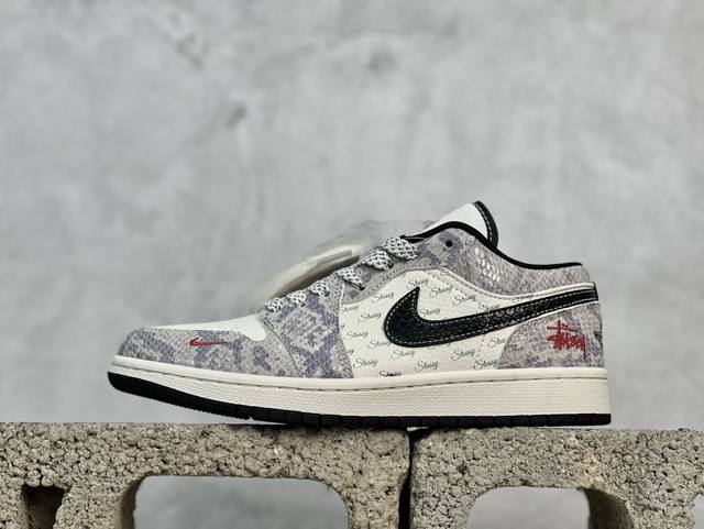 放店私 Air Jordan 1 Low Aj1 乔1 斯图西联名蛇年限定 紫蛇纹 高端定制 低帮复古篮球鞋 Fc1688-201 #定制鞋盒 大厂纯原品质出货