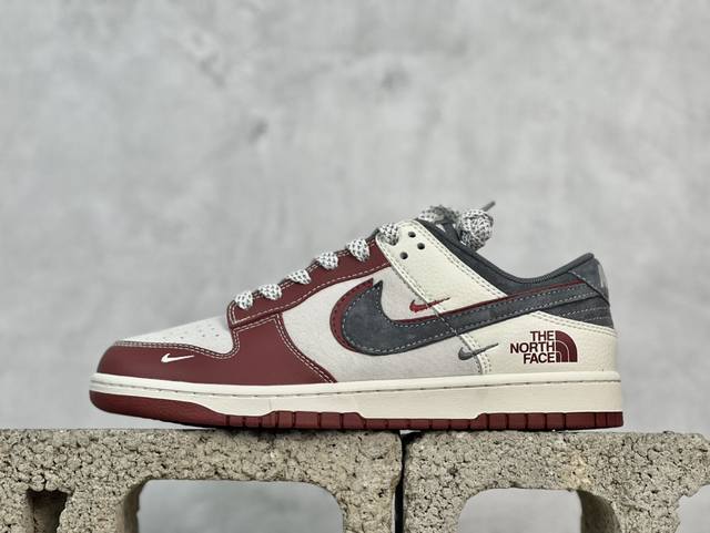 放店私 Nk Sb Dunk Low 北面联名 猪八灰红勾 周年高端定制 低帮休闲板鞋 Dm6868-042 #定制鞋盒 大厂纯原品质出货 超高清洁度 皮料切割