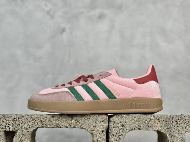 放店私 R版 Ad Originals Gazelle Indoor End 樱花粉三叶草休闲防滑耐磨低帮板鞋 鞋头出色设计 塑就出众贴合感稳固的后跟贴合足部曲