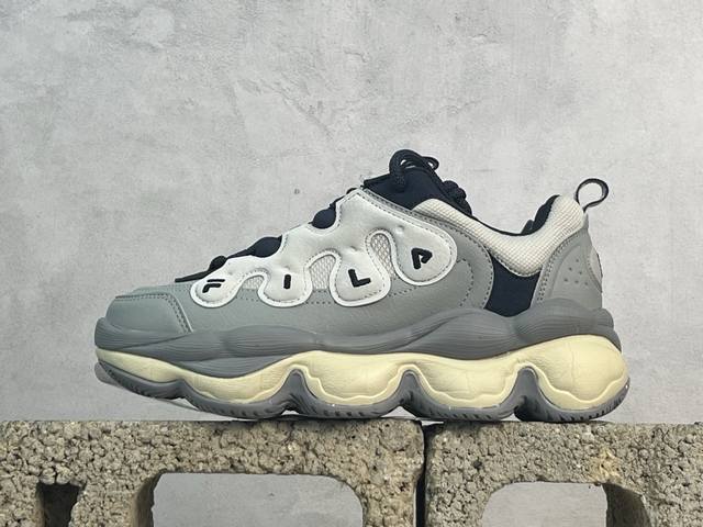 放店私 斐乐Fila Fusion Pease 豌豆系列低帮老爹风增高复古中性休闲运动慢跑鞋 #升级原楦原纸版数据开发版型 #采用环保牛剖革组合网织布鞋面材质