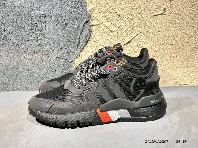 阿迪达斯三叶草 Nite Jogger 经典运动跑鞋 夜行者 复古跑鞋原厂材料 原厂大底 私家独模 网布搭配麂皮拼接打造鞋面 极具复古风格鞋头及鞋跟点缀3M反光
