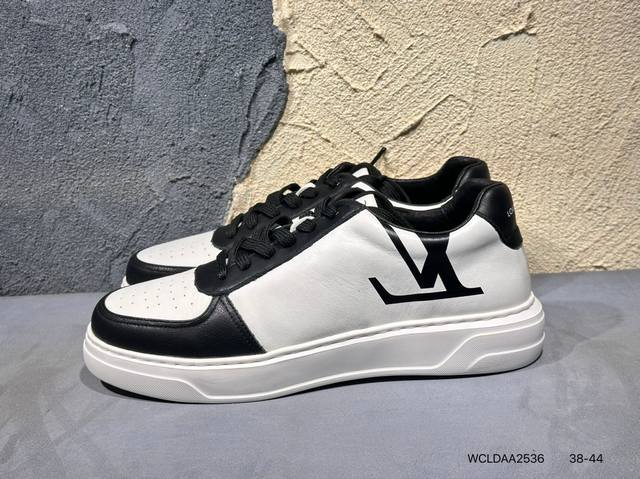 新品上市实拍 全新Lv路易威登Louis Vuitton Trainer Sneaker Low休闲运动文化百搭篮球板鞋Wcldaa2536