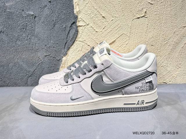 新品上市实拍# Nike Sb Dunk Low X Bape 北极狐 纯原大厂出品 极力推荐 原装头层材料 独家版型蒸餾加工 帶來的是更好的视觉和脚感体验 大