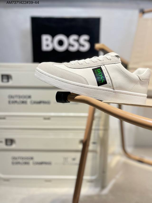 Boss 雨果博斯 钢印版本新款德国高端品牌专柜同步新款、以奢华高端设计出货 鞋面采用原版进口哪怕纳帕小牛皮配滴胶而成 原版 舒适版型Cn8608 Am7371