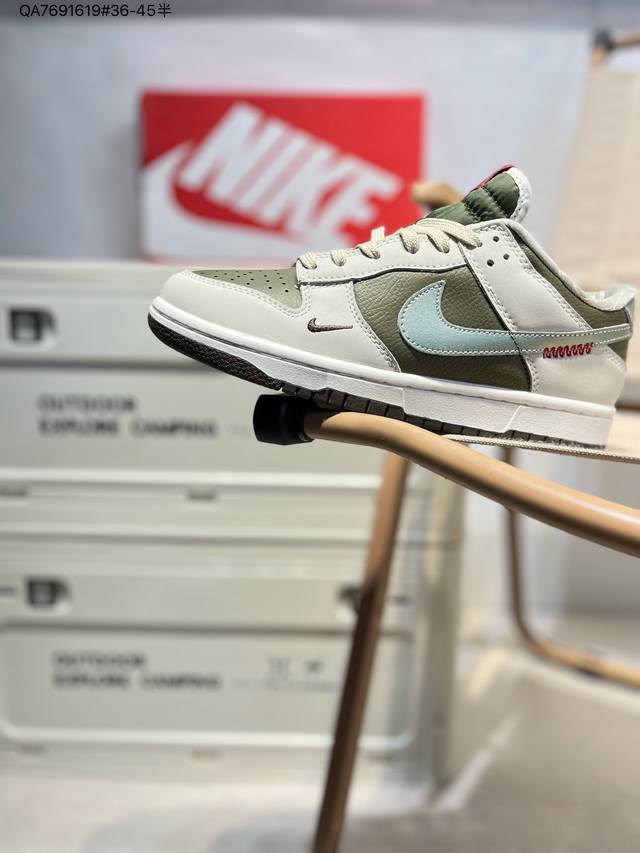 蛇年限定# 耐克Nike Dunk Low 板鞋Sb系列经典百搭休闲运动板鞋加厚鞋舌的填充，使舒适性大大提升，同时也更方便穿脱中底部分则加入了脚感柔软舒适Zoo